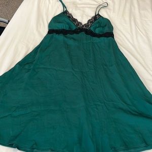 Beautiful nightgown!